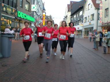 Die Mädels beim Stadtlauf.
